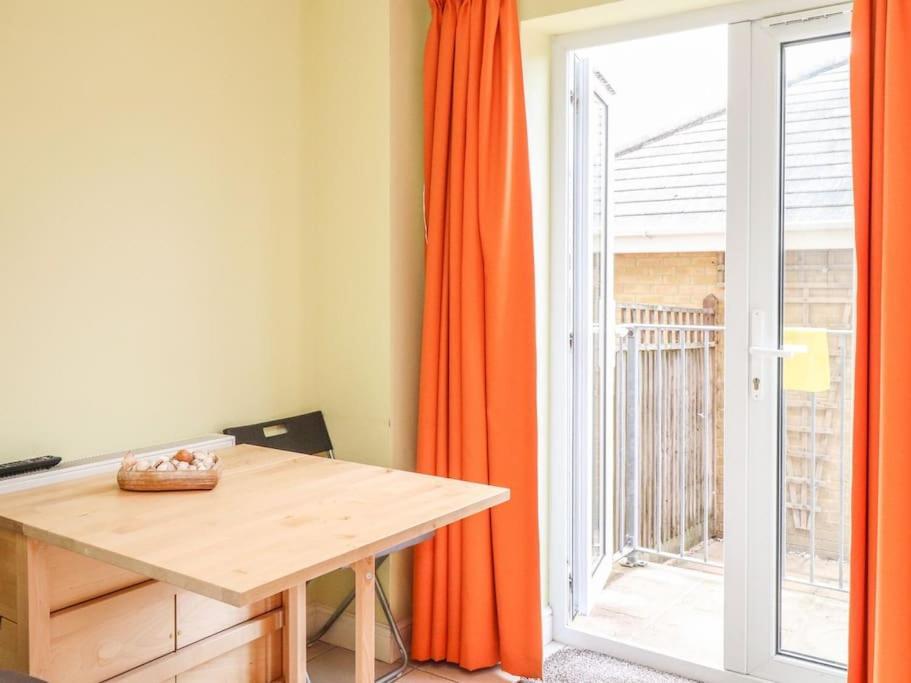Stunning Seaviews - Beach House - Jacuzzi Bath Tub Littlestone-on-Sea Exterior photo